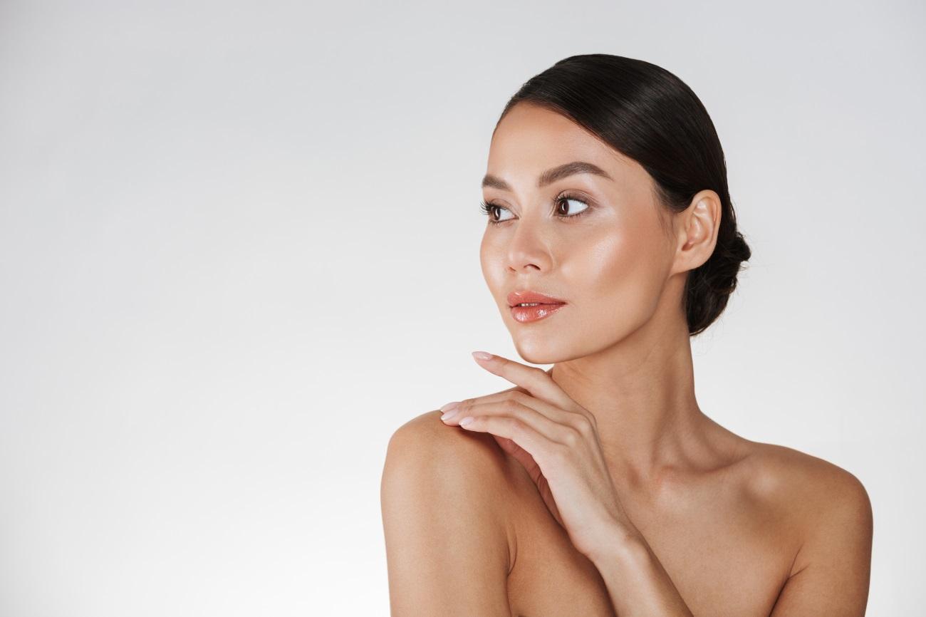 Saiba como a rinoplastia melhora a harmonia facial, valorizando os traços do rosto sem perder a naturalidade.